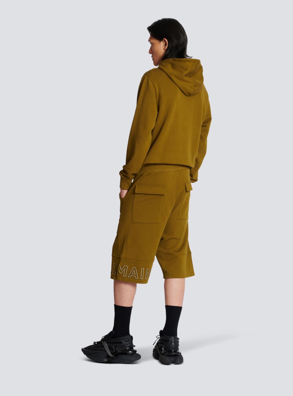 Men's Balmain Bermuda In Eco-responsible Cotton With Reflective Logo Shorts Khaki | USA Pt9fCpNZ