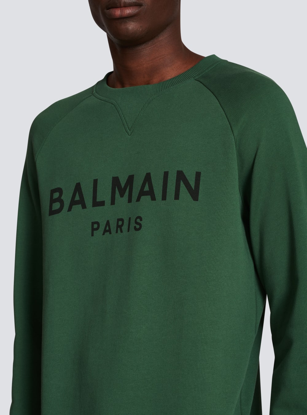 Men's Balmain Eco-designed Cotton With Paris Metallic Logo Print Sweatshirts Green | USA URqHwMpz