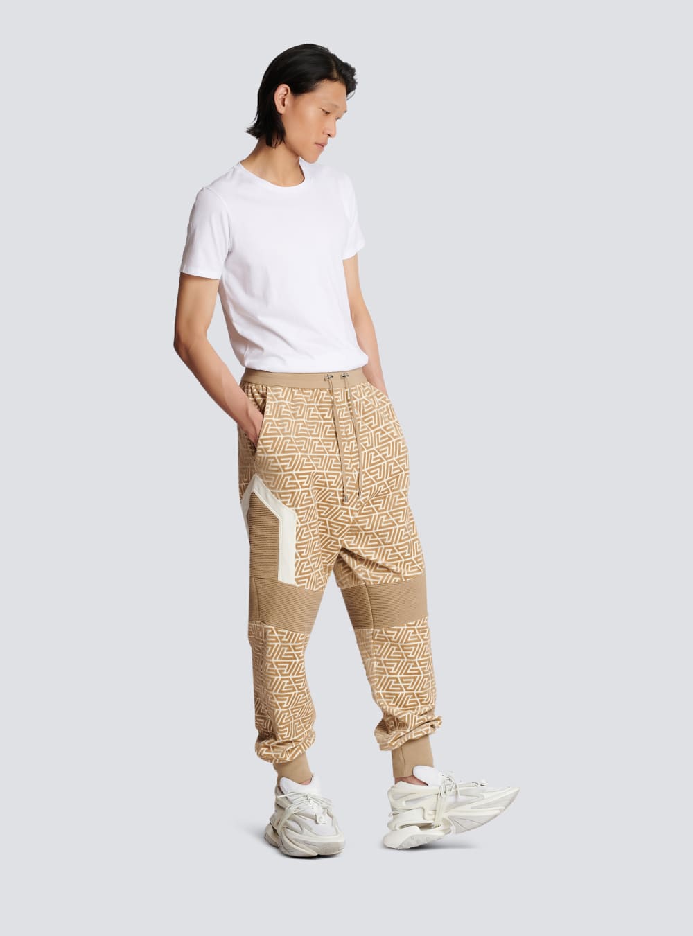 Men's Balmain Jogging With Printed Pyramid Monogram Trousers Beige | USA ASpJfris