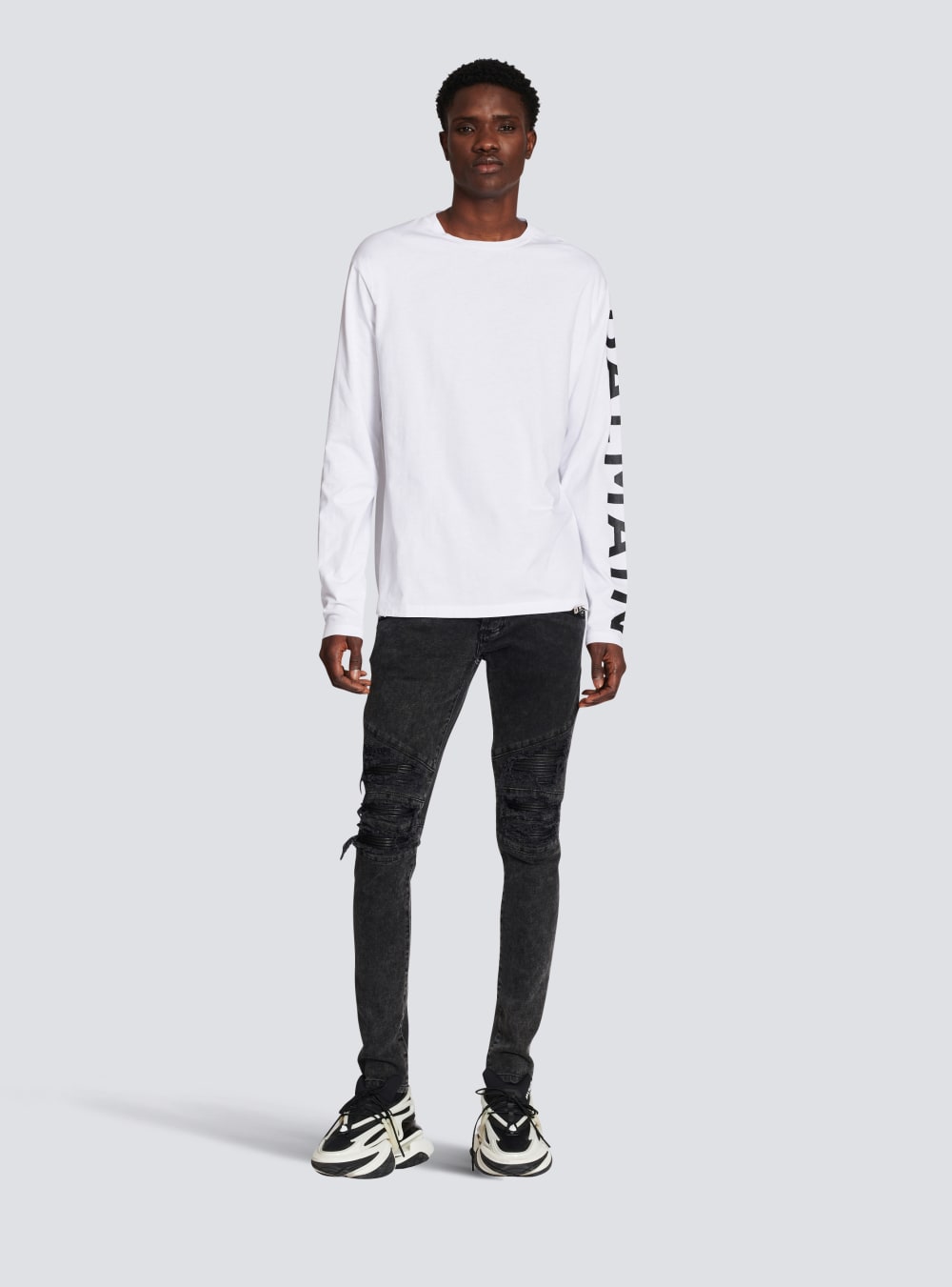 Men's Balmain Long-sleeved Cotton With Signature On Sleeve T Shirts White | USA wiBqKx6W