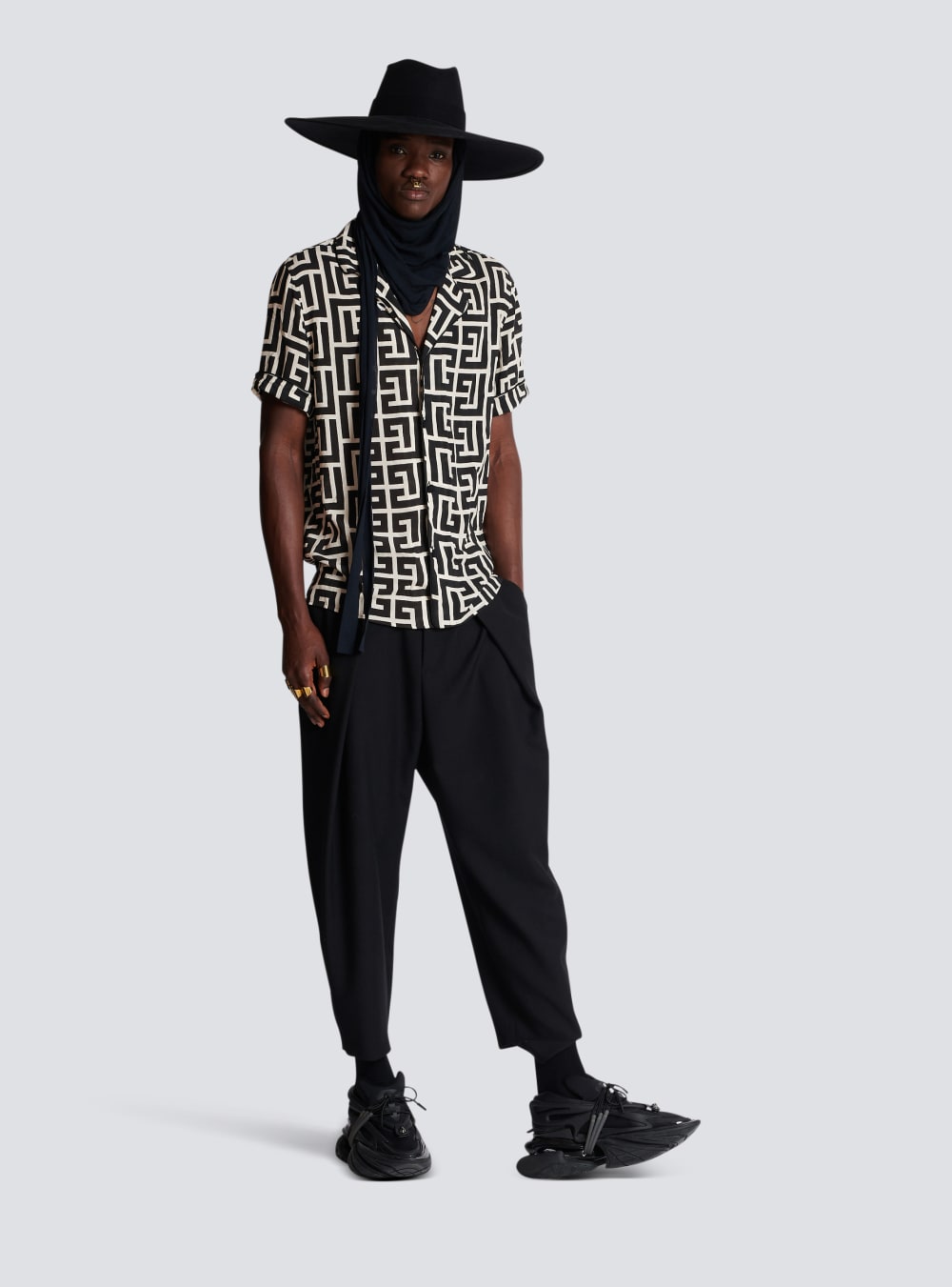 Men's Balmain Maxi With Monogram Print Shirts Black | USA wWLF9t8z