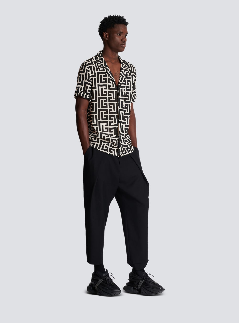 Men's Balmain Maxi With Monogram Print Shirts Black | USA wWLF9t8z