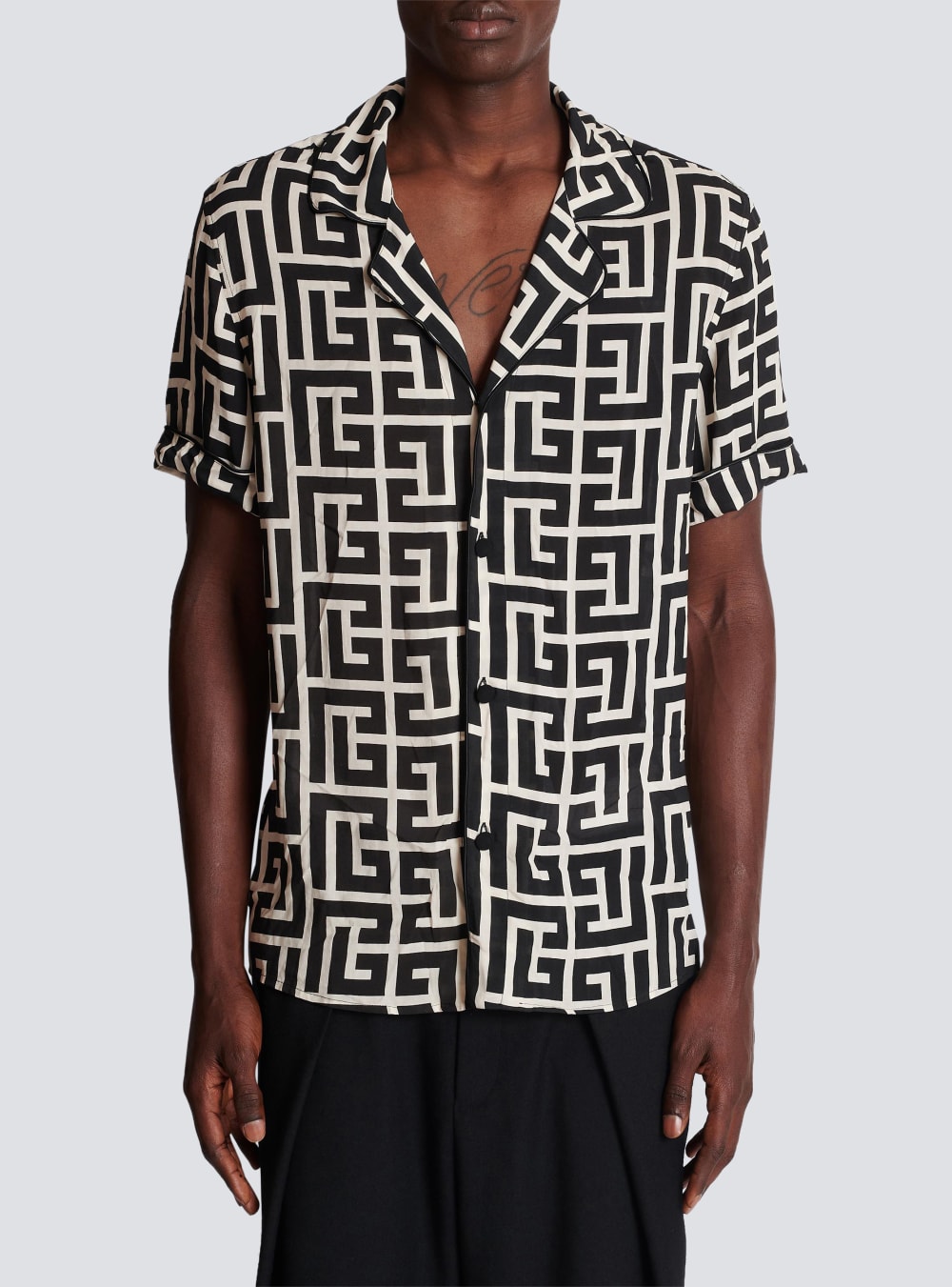 Men's Balmain Maxi With Monogram Print Shirts Black | USA wWLF9t8z