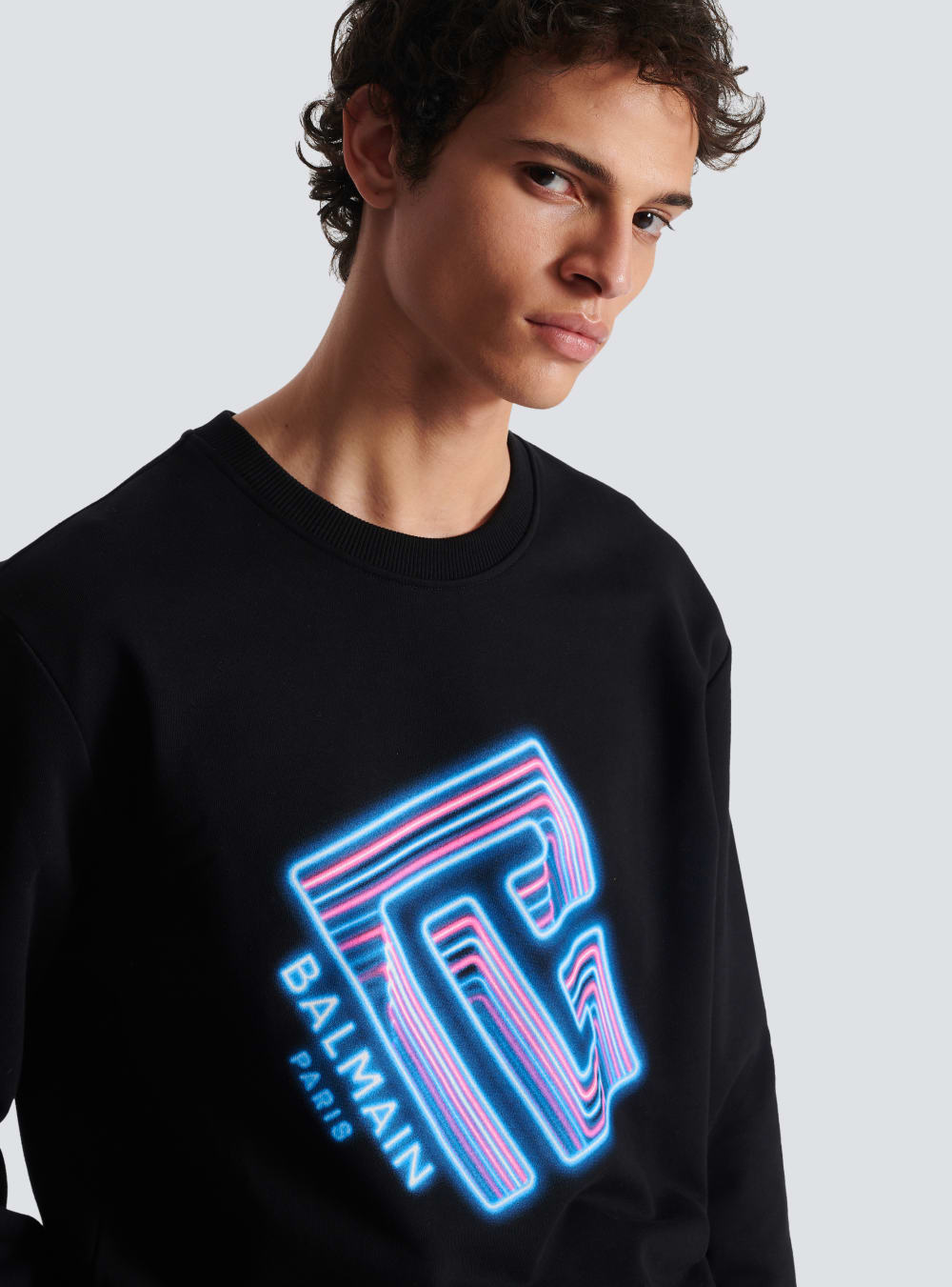 Men's Balmain Sweatshirt With Neon Printed Labyrinth Logo Sweatshirts Black | USA A8W551EV