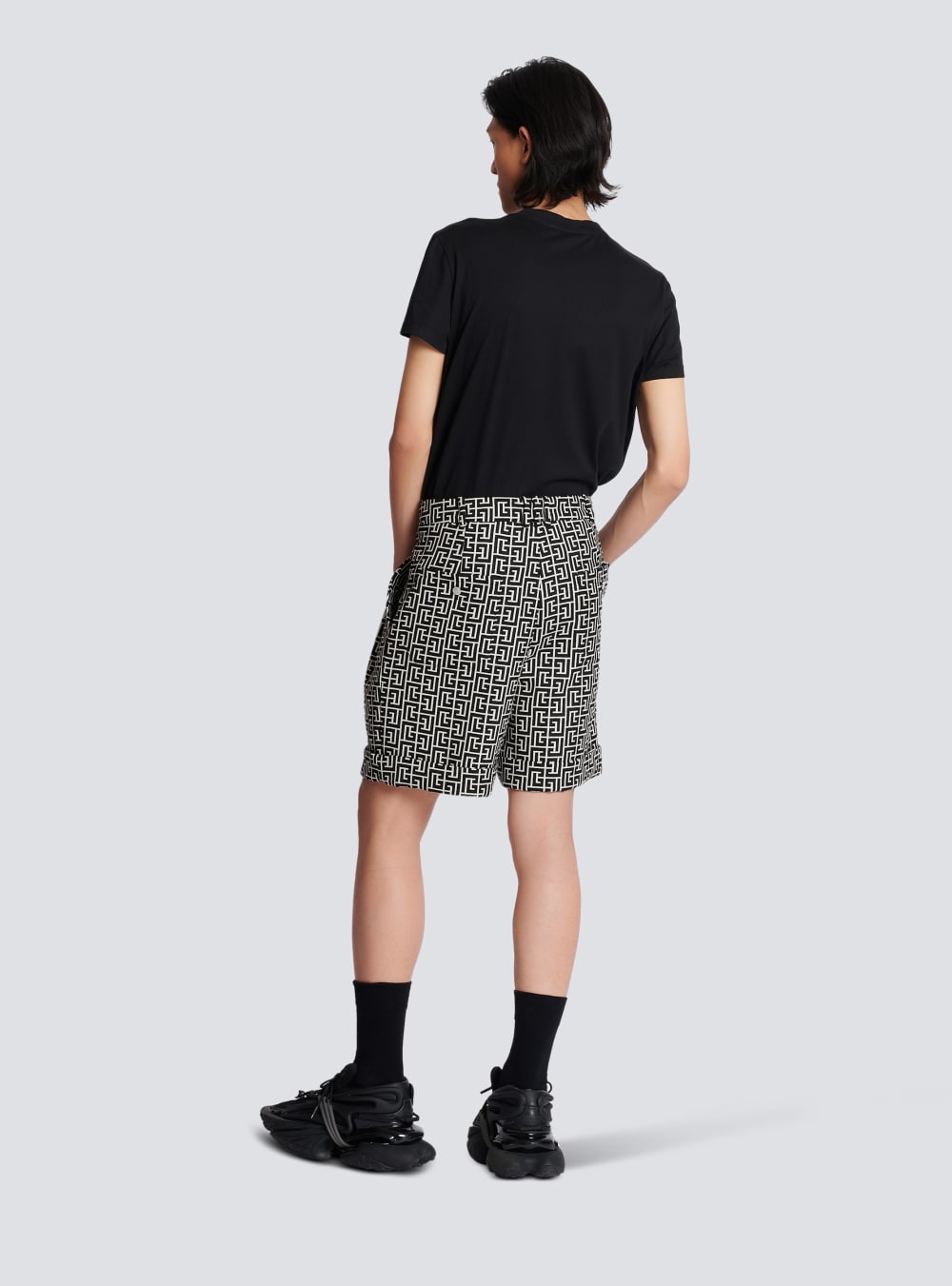 Men's Balmain Wool Bermuda With Monogram Shorts Black | USA zANuscqQ