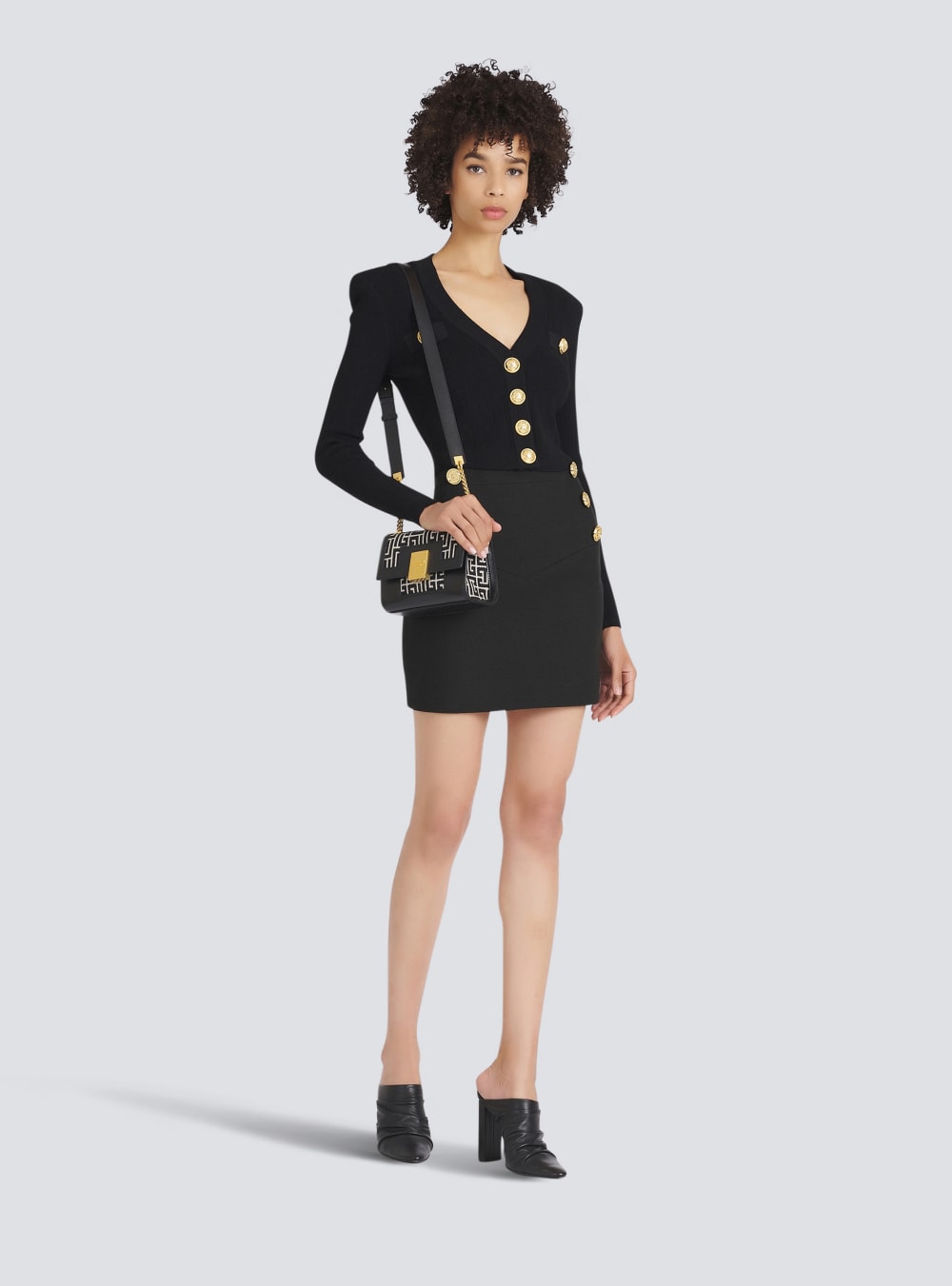 Women's Balmain Cropped Eco-designed Knit With Gold-tone Buttons Cardigan Black | USA GmnmdzOg