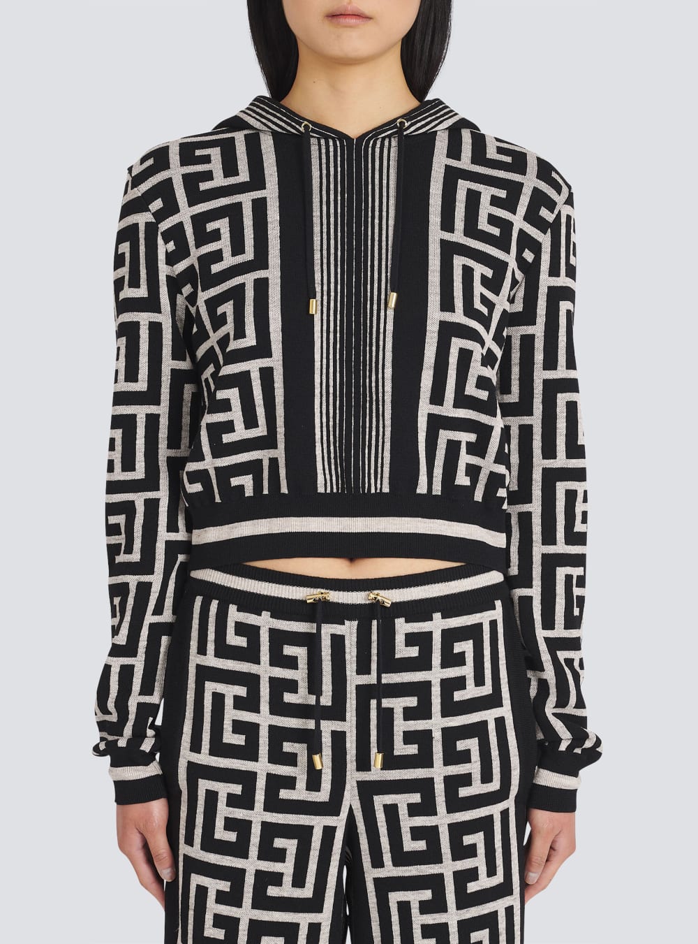 Women's Balmain Cropped With Monogram Sweatshirts Black | USA UQBH7RXV