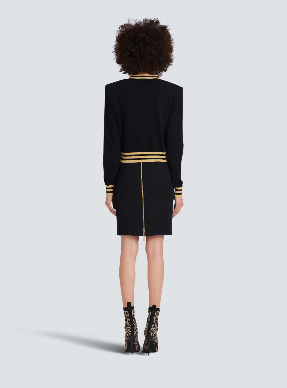 Women's Balmain Cropped Wool With Gold Logo Sweatshirts Black | USA YYY068UQ