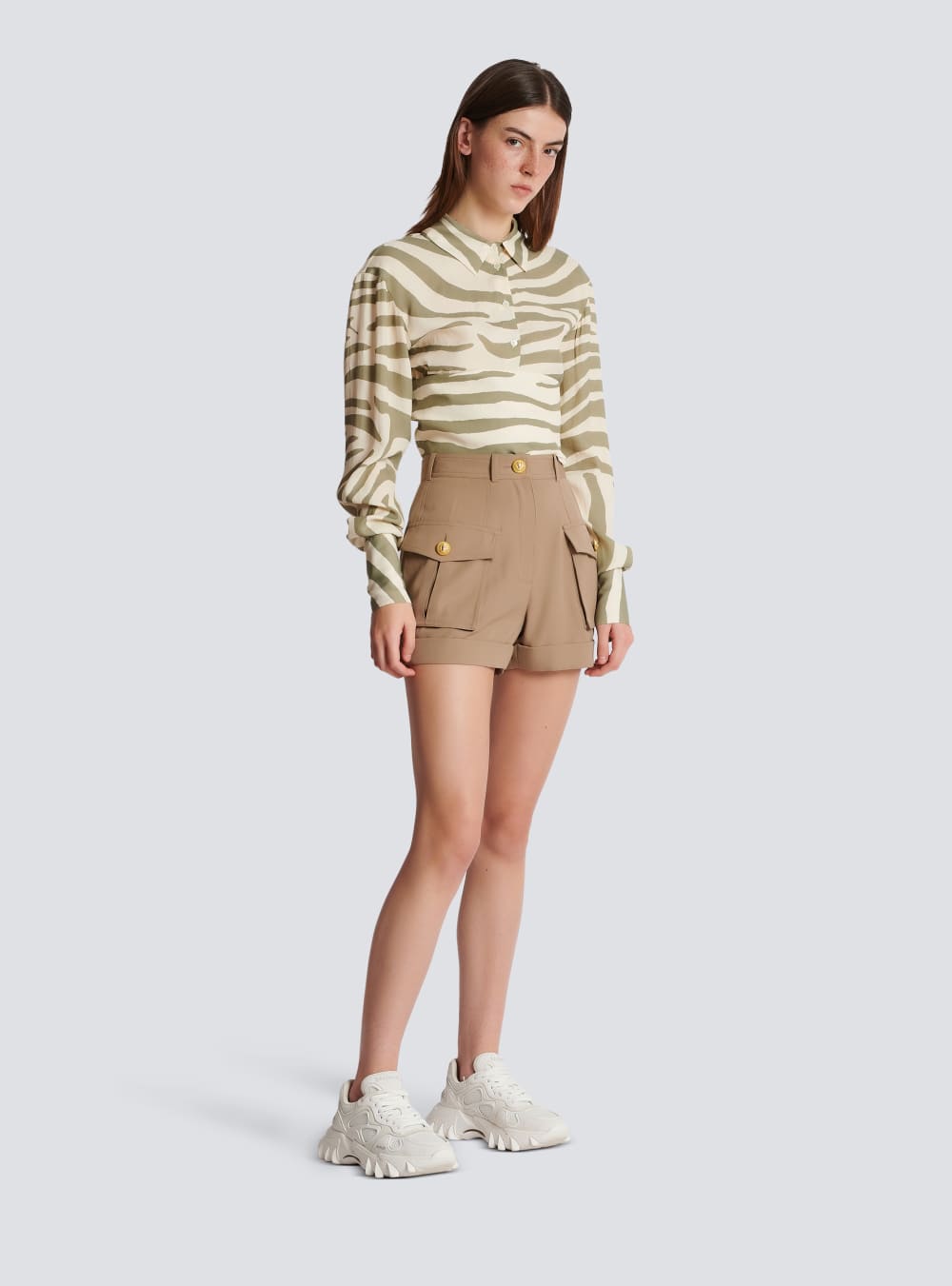 Women's Balmain Grain Of Powder Cargo Shorts Beige | USA BtIzDftW