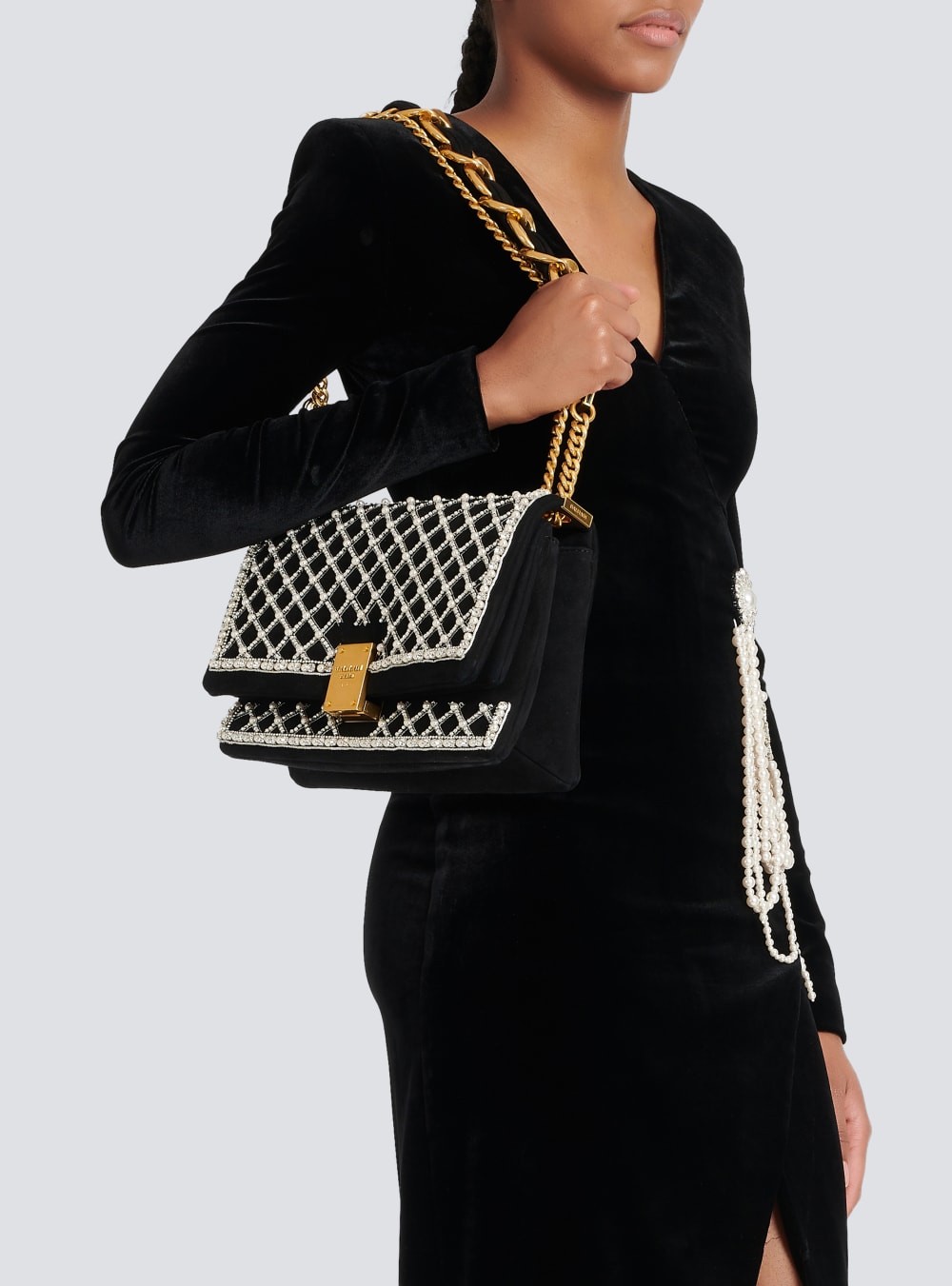 Women's Balmain Suede And Embroidered Pearl 1945 Soft Shoulder Bags Black | USA R2v3E1Cy